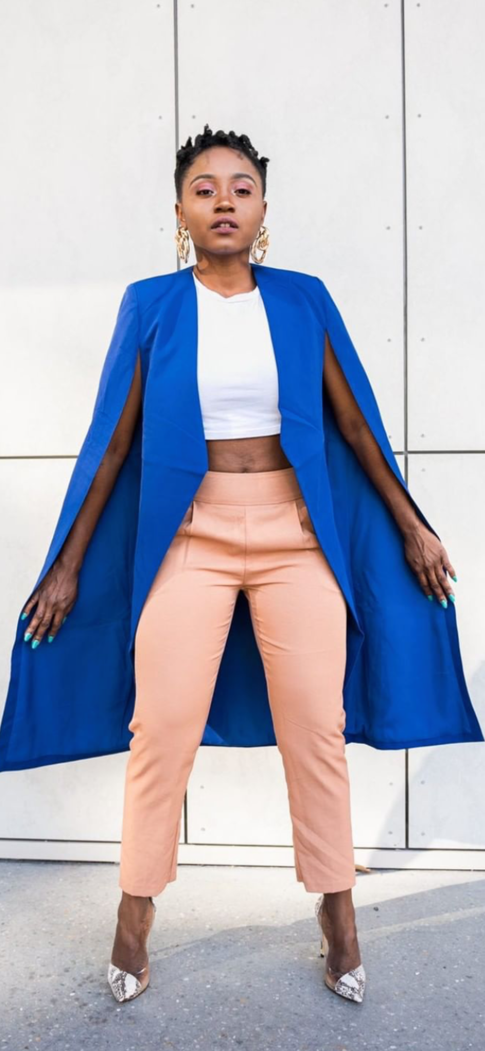 Aphrodite Cape Jacket Hanellei